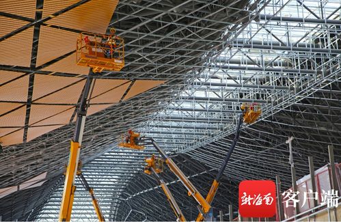 海口新海枢纽建设加速 精密管道安装技术引领内部施工新篇章